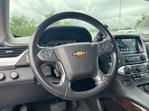 Used 2018 Chevrolet Tahoe LT AWD/4WD image 11