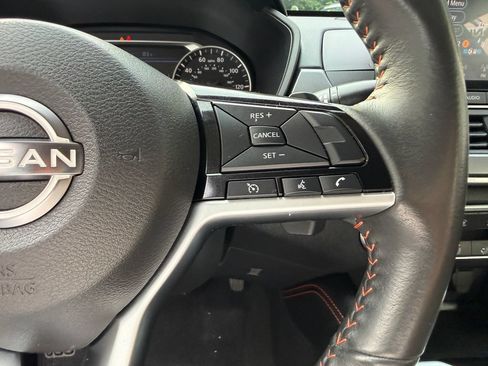 Used 2023 Nissan Altima 2.5 SR AWD/4WD image 22
