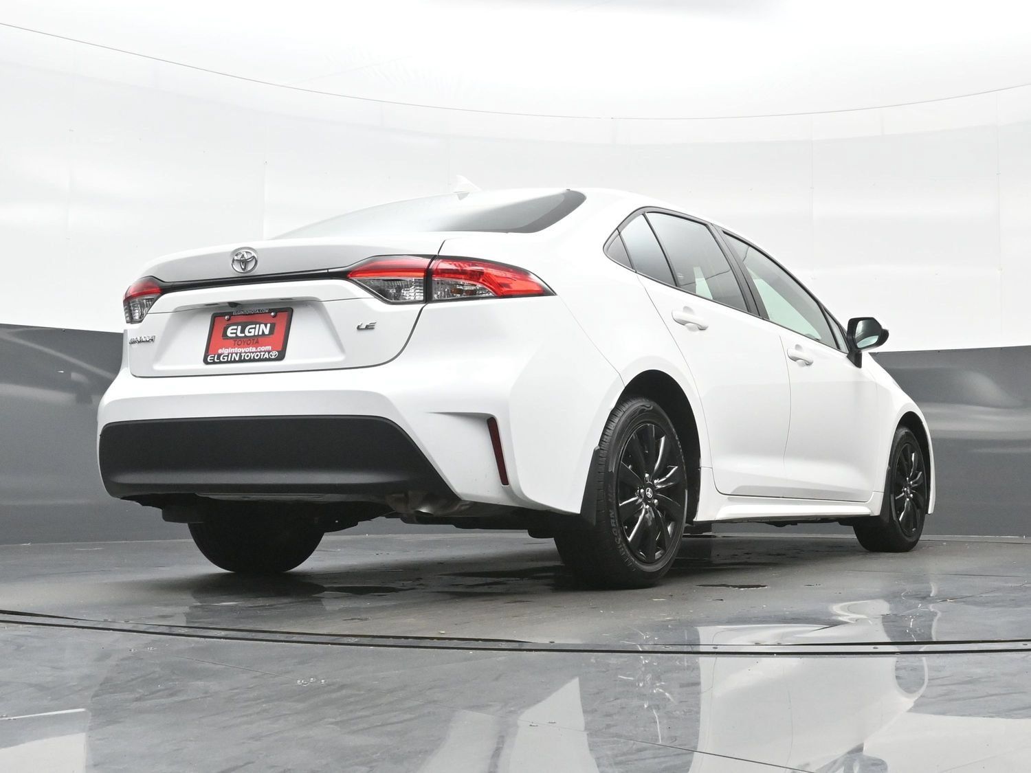 Used 2023 Toyota Corolla LE FWD image 28