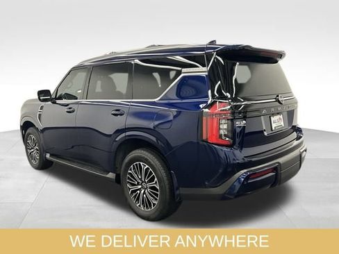 Used 2025 Nissan Armada SL w/ Captain's Chari Seat Package image 7