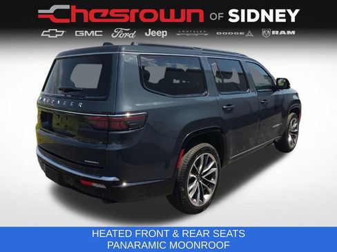 Used 2024 Jeep Wagoneer Series III w/ Premium Group I AWD/4WD image 5