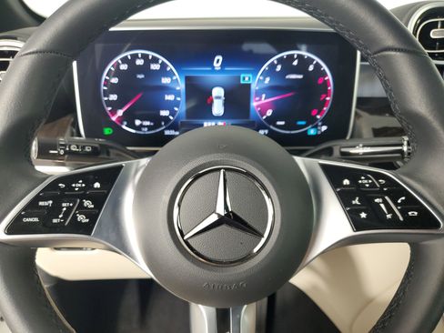 Used 2023 Mercedes-Benz GLC 300 image 21