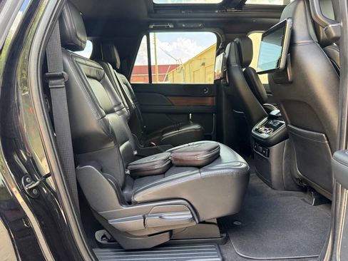 Used 2020 Lincoln Navigator L Reserve w/ Equipment Group 201A Reserve AWD/4WD image 33