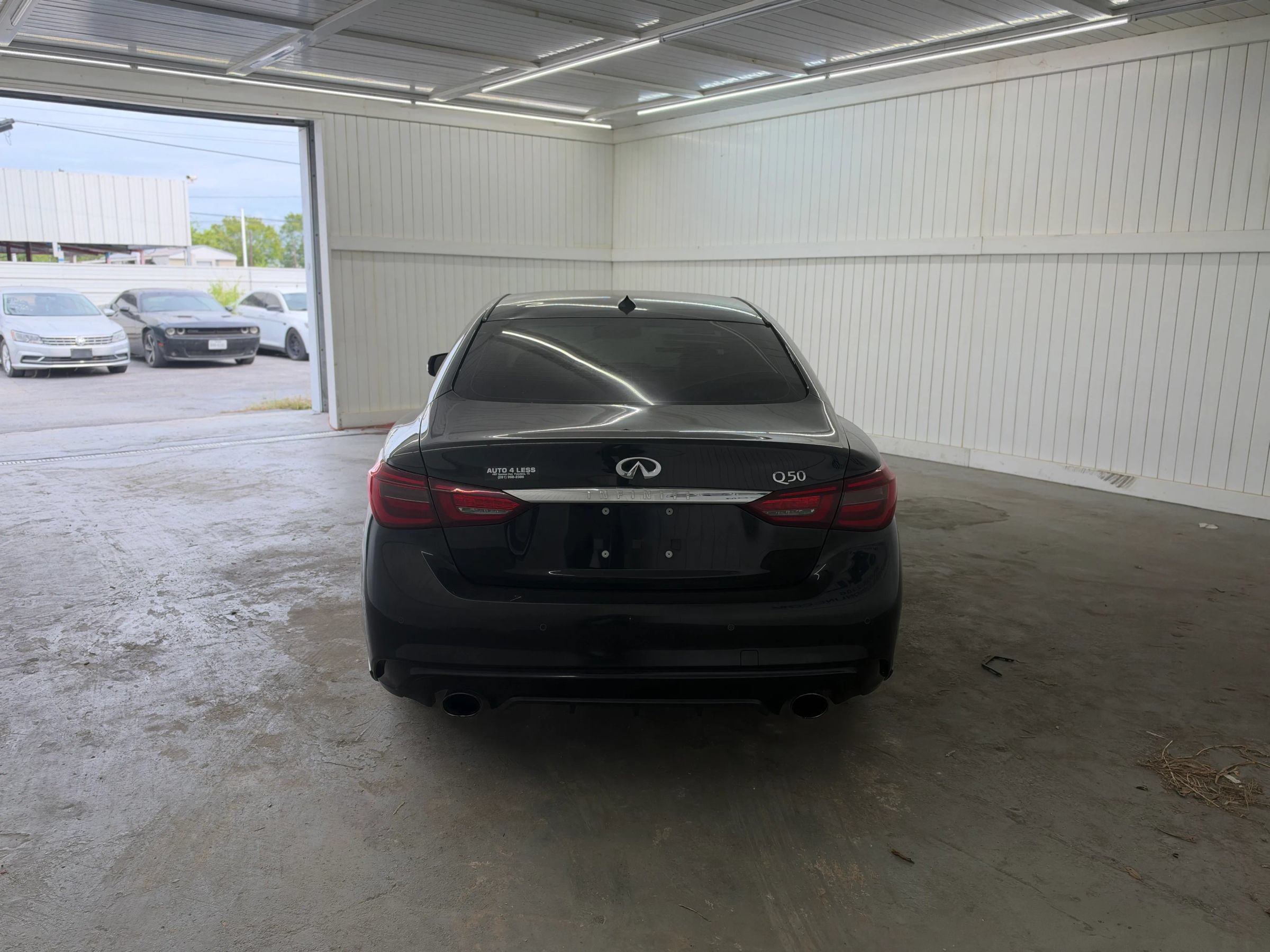 Used 2018 INFINITI Q50 Luxe w/ Essential Package (3.0T Luxe) RWD image 6