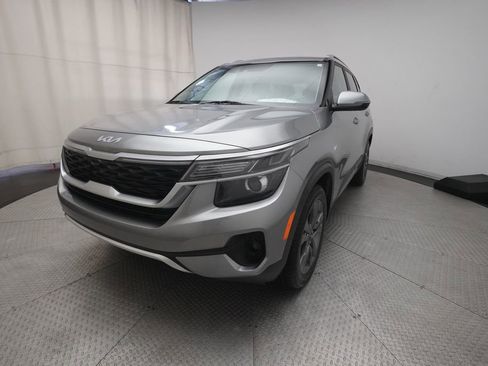 Used 2023 Kia Seltos S AWD/4WD image 14
