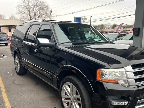 Used 2015 Ford Expedition EL Platinum image 11