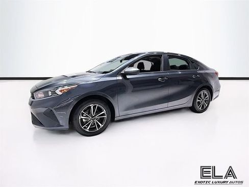 Used 2023 Kia Forte LXS FWD image 39