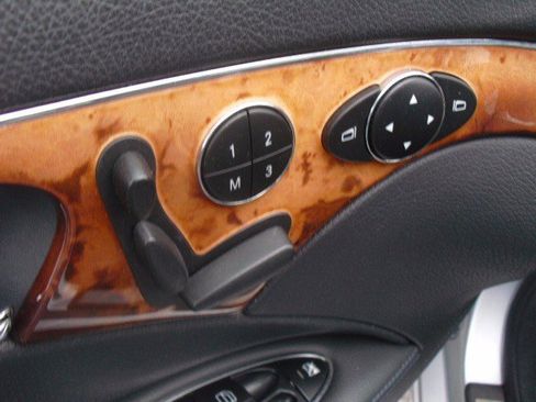 Used 2006 Mercedes-Benz E 350 Sedan image 13