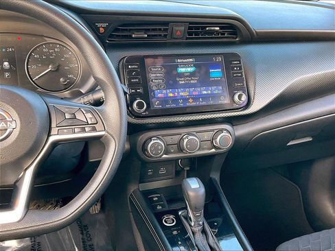 Used 2023 Nissan Kicks SV w/ Interior Electronics Package image 17