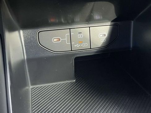 New 2026 Kia Sorento LX image 38