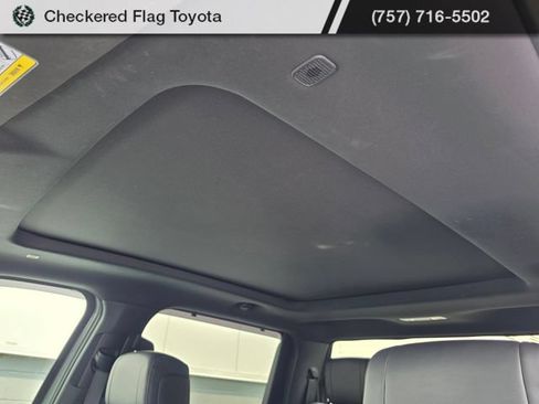 Used 2024 Toyota Tundra Platinum AWD/4WD image 16