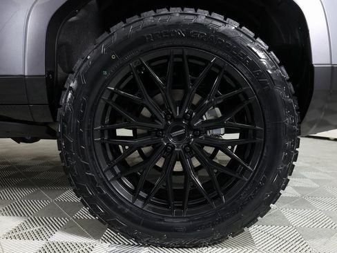 Used 2025 Lexus GX 550 image 50