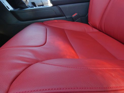 Used 2025 Toyota Tundra SR image 62