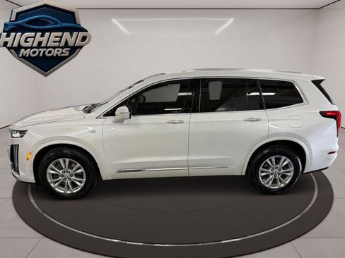 Used 2022 Cadillac XT6 Luxury image 3