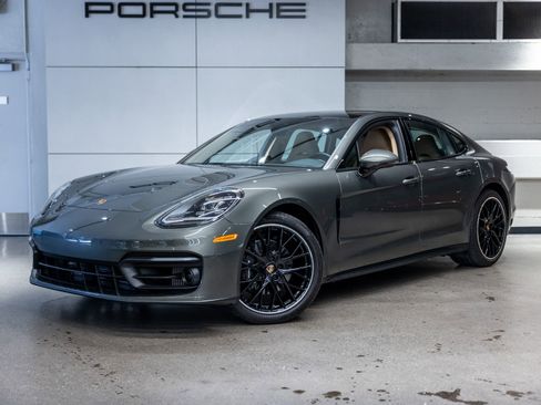 Certified 2023 Porsche Panamera Platinum Edition image 1