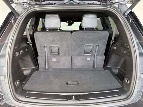 Used 2023 Jeep Grand Cherokee L Altitude image 32