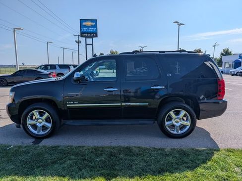 Used 2012 Chevrolet Tahoe LTZ AWD/4WD image 12