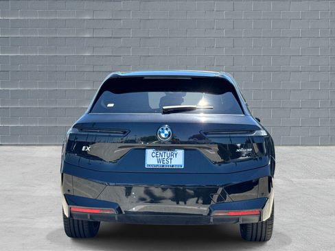 Used 2023 BMW iX xDrive50 w/ Premium Package AWD/4WD image 4
