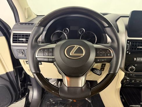 Used 2023 Lexus GX 460 Premium AWD/4WD image 25