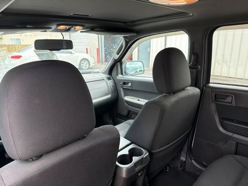 Used 2009 Ford Escape XLT FWD image 24