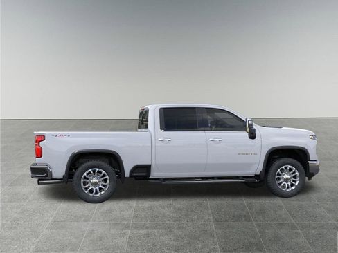 New 2026 Chevrolet Silverado 2500 LTZ w/ LTZ Convenience Package AWD/4WD image 5