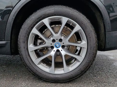 Used 2025 BMW X5 xDrive50e AWD/4WD image 8