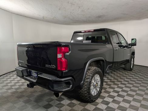 Used 2021 Chevrolet Silverado 3500 High Country w/ Z71 Off-Road Package image 7