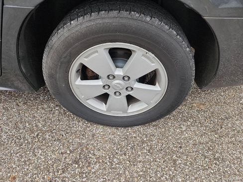 Used 2010 Chevrolet Impala LT FWD image 19