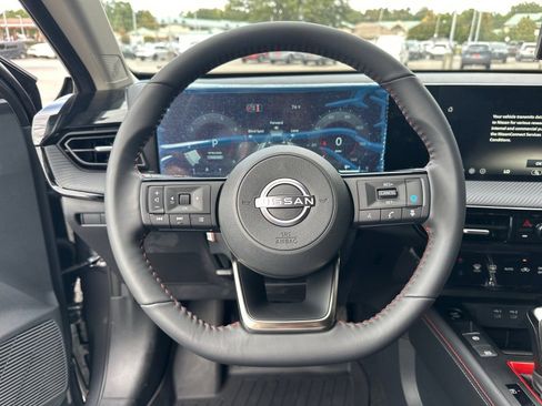 New 2026 Nissan Kicks SR image 23