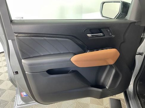 New 2026 GMC Canyon AT4 image 12