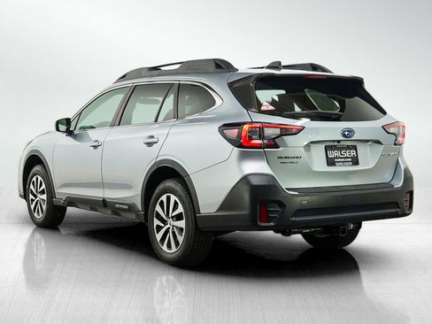 Used 2021 Subaru Outback Premium AWD/4WD image 3
