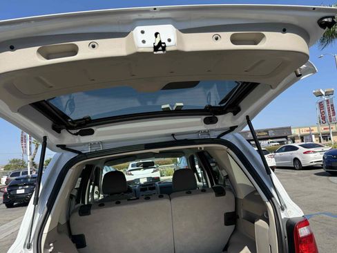 Used 2008 Ford Escape 2WD Hybrid image 45