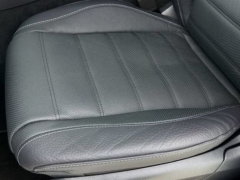 Used 2026 Mercedes-Benz GLS 450 4MATIC image 20
