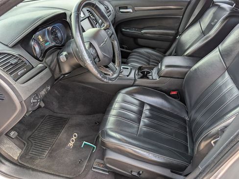 Used 2016 Chrysler 300 S w/ 300S Premium Group image 11