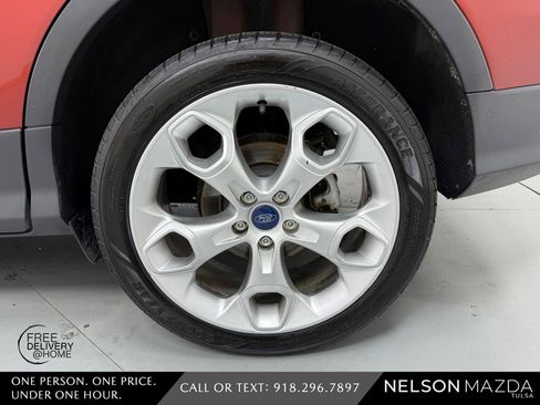 Used 2014 Ford Escape Titanium w/ Equipment Group 401A FWD image 13