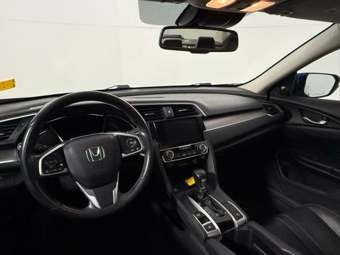 Used 2016 Honda Civic Touring image 38