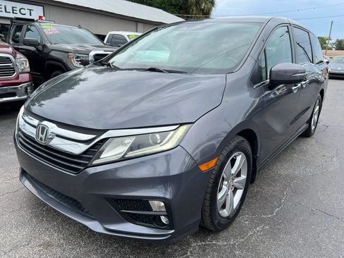 Used 2018 Honda Odyssey EX image 2
