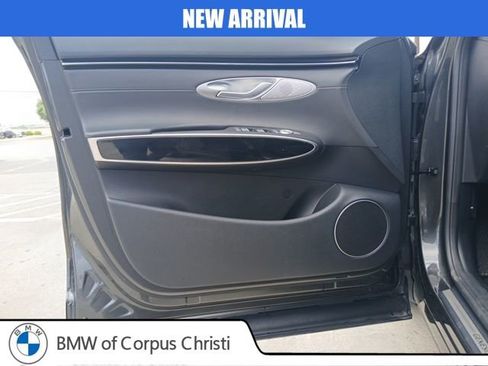 Used 2025 Genesis GV70 2.5T image 17