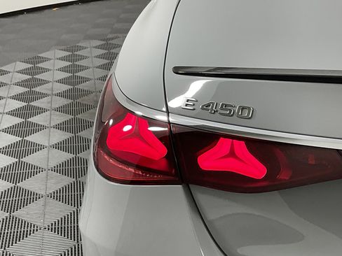 New 2025 Mercedes-Benz E 450 4MATIC Sedan image 13