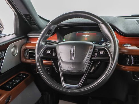 Used 2021 Lincoln Aviator Reserve w/ Equipment Group 201A image 12