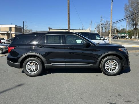 New 2026 Ford Explorer Active image 8