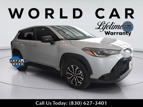 Used 2024 Toyota Corolla Cross AWD Hybrid image 1