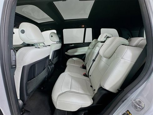 Used 2019 Mercedes-Benz GLS 450 4MATIC image 24