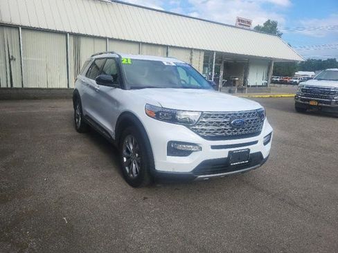 Used 2021 Ford Explorer Limited w/ Equipment Group 301A image 5