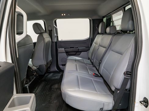 Used 2023 Ford F450 XL image 31