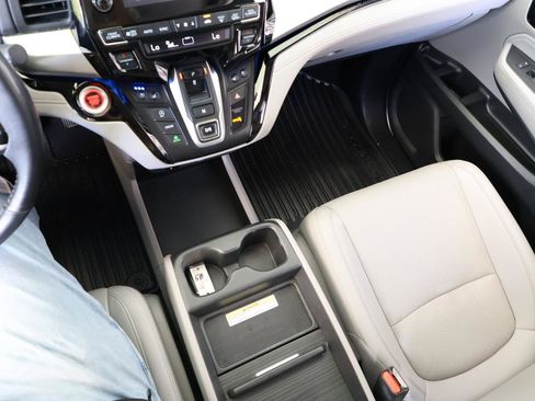 Used 2019 Honda Odyssey Elite image 55