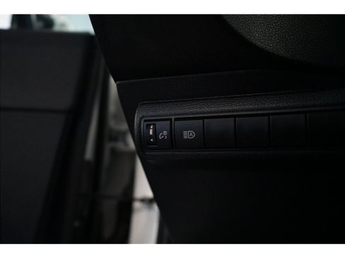 Used 2021 Toyota Corolla SE FWD image 17