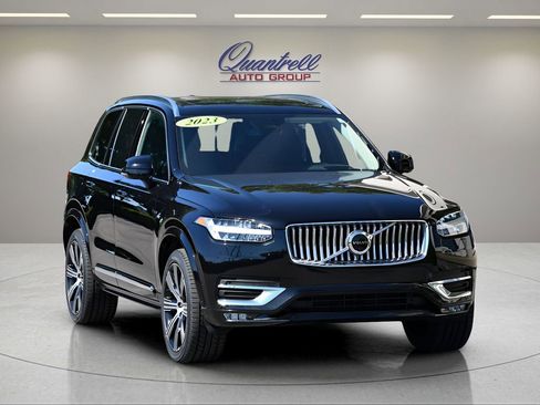 Certified 2023 Volvo XC90 B6 Ultimate w/ Protection Package Premier AWD/4WD image 2