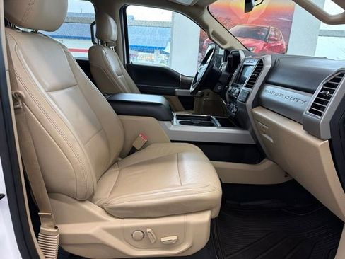 Used 2017 Ford F250 Lariat w/ Chrome Package AWD/4WD image 12