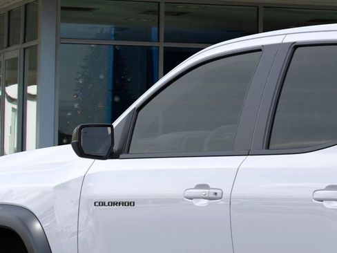 New 2026 Chevrolet Colorado ZR2 image 12
